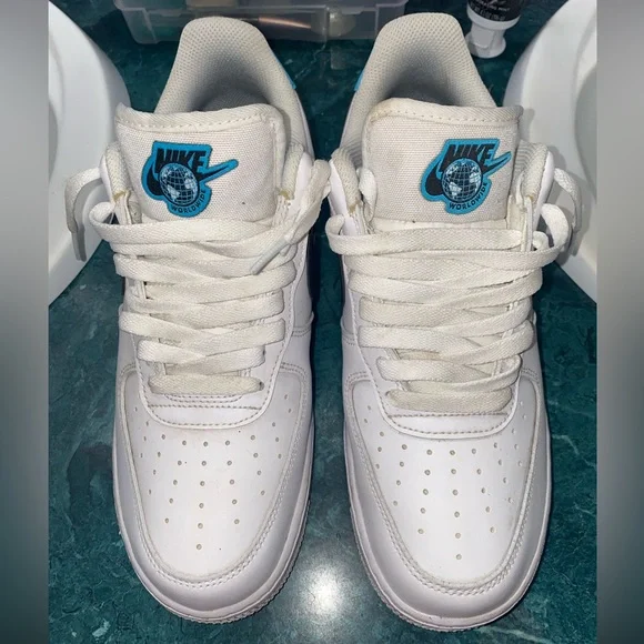 Nike AirForce1s worldwide size 8.5 - Picture 3 of 4